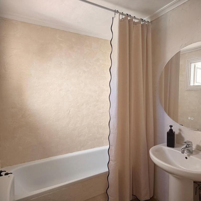 MaraVilla Studio Boutique - One-Bedroom Apartment - 7