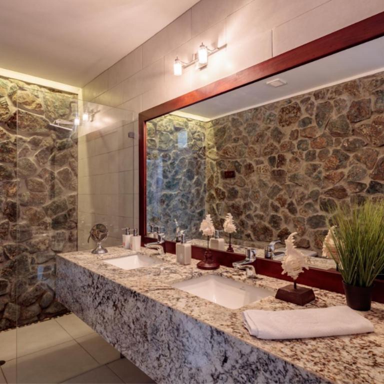 Jama Campay Villas by Otium - Villa - Beach Front - 2