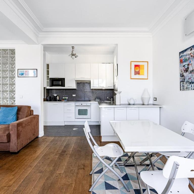 Paris 8th arrondissement - Champs Elysées - Balcony - 1 bedroom - Appartamento con 1 Camera da Letto - 11