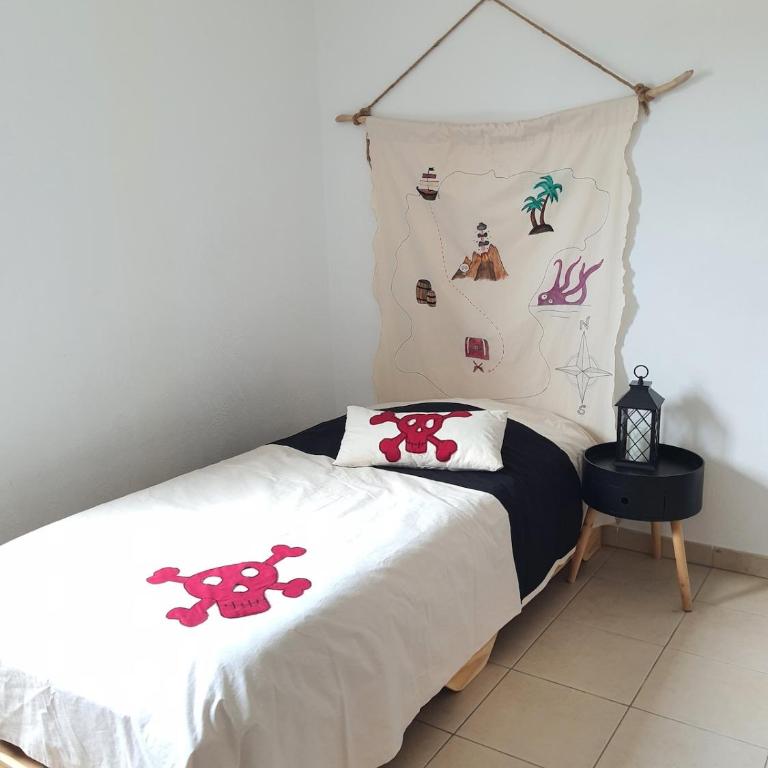 Maison avec accès direct plage, 3 cbres - Three-Bedroom Apartment - 34