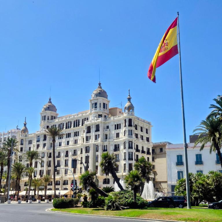 Alicante Big Holiday - Premium Apartment mit 3 Schlafzimmern und Balkon - 45