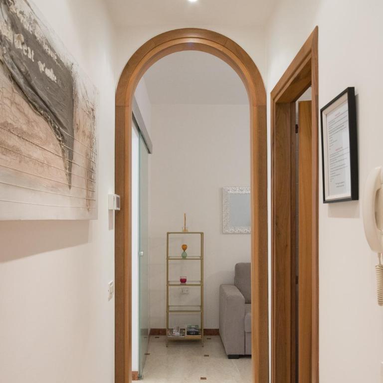Señorita Apartment near San Stae - One-Bedroom Apartment - 1