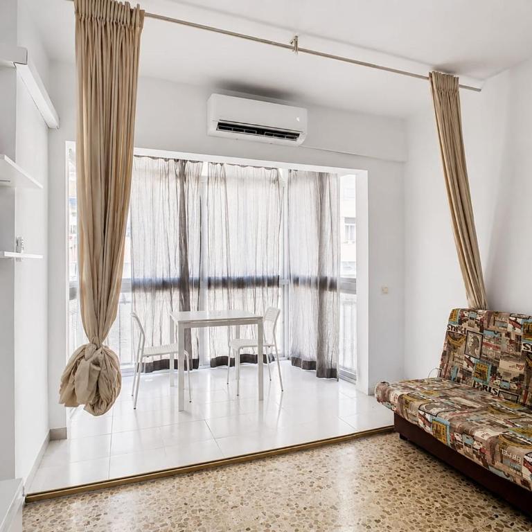 VIS112 - Central Studio with AC and Lift - 5 min Walk to the Pedestrian Centre - Monolocale - 14