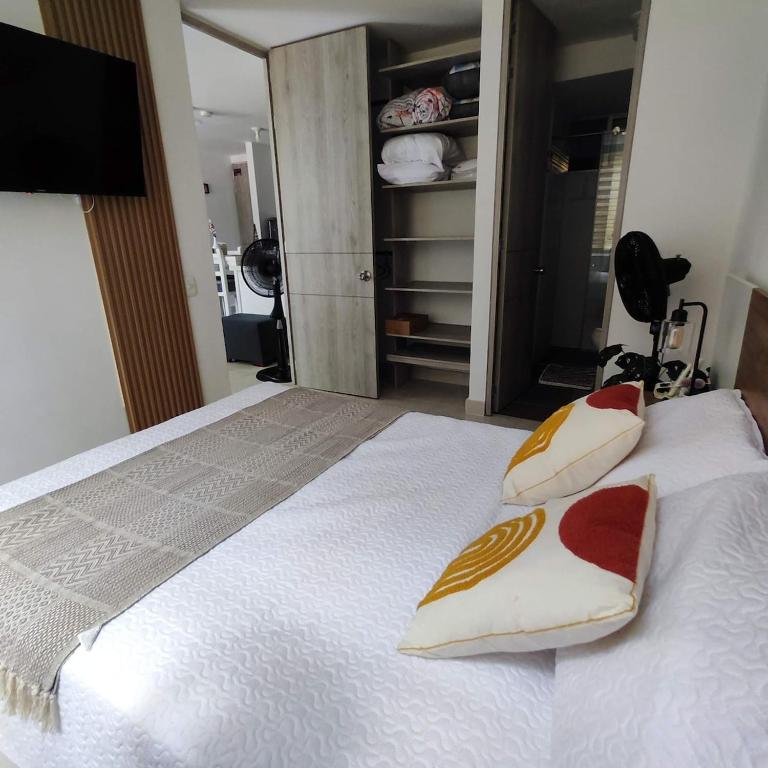 Apartamento Moderno y Acogedor con Piscinas, Aire Acondicionado y WiFi en Ricaurte - Girardot - Apartamento de 2 dormitorios - 45