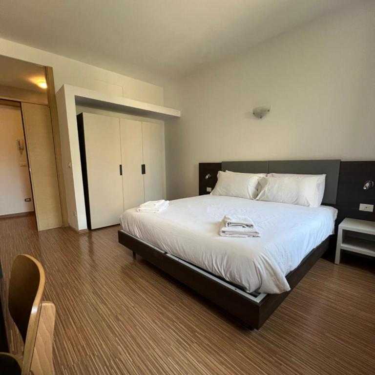 3 Venice rooms Hotel,Piazza Ferretto, M9 Museum, Duomo,Teatro Toniolo, Airport, Wi Fi, Central City, Family, Group Friends - Apartment mit 2 Schlafzimmern - 3