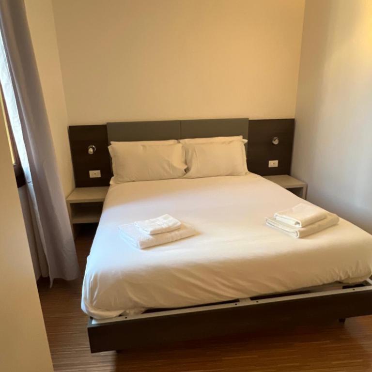 3 Venice rooms Hotel,Piazza Ferretto, M9 Museum, Duomo,Teatro Toniolo, Airport, Wi Fi, Central City, Family, Group Friends - Apartment mit 2 Schlafzimmern - 14