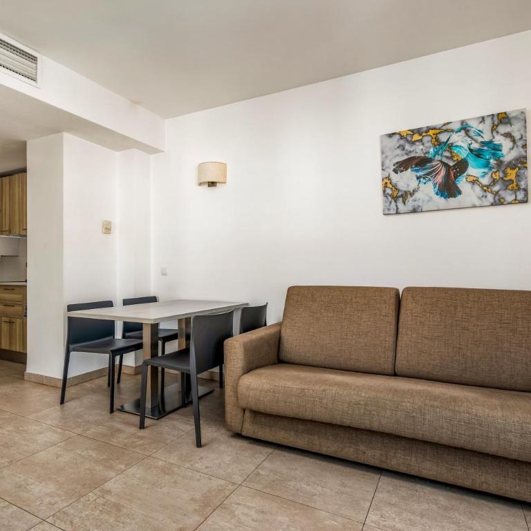 Marina Beach Apartaments - Sea views in the heart of Lloret - Apartment mit Meerblick - 10