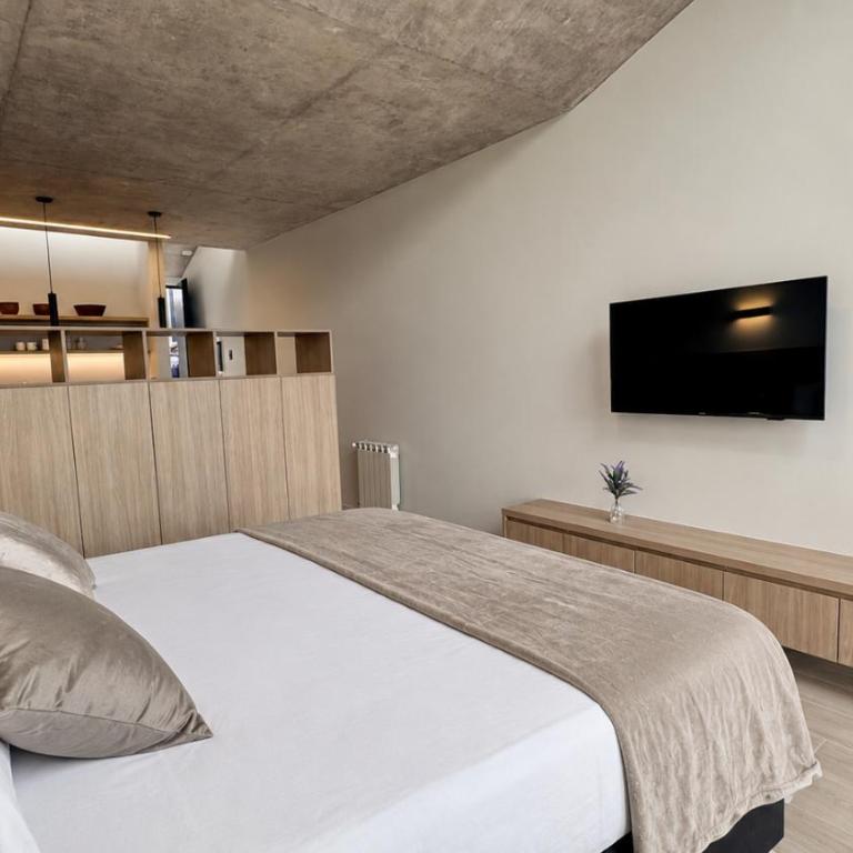 RentUp Suites All Chapelco - Estudio con balcón - 9
