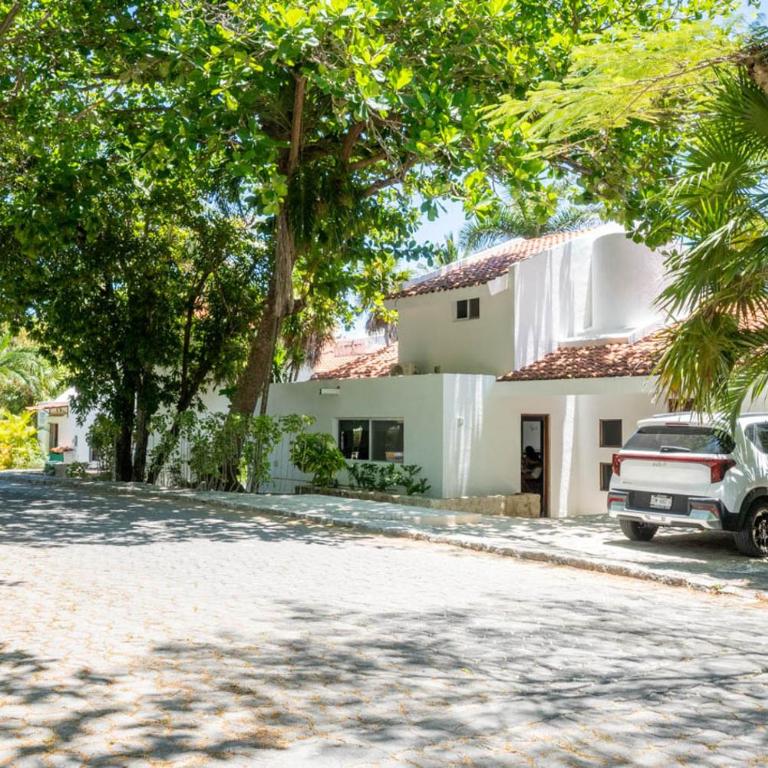 3BR Casa Matuk I Steps from Spectacular Beach I Private Pool - Casa Unifamiliar de 3 dormitorios - 44