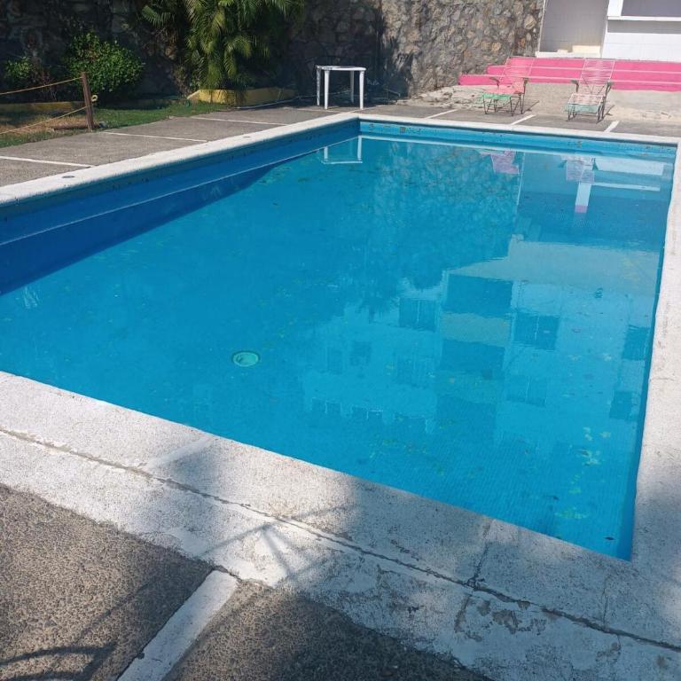 Departamento Familiar con alberca, Aire Acondicionado y cerca de Papagayo - Apartment mit 3 Schlafzimmern - 5