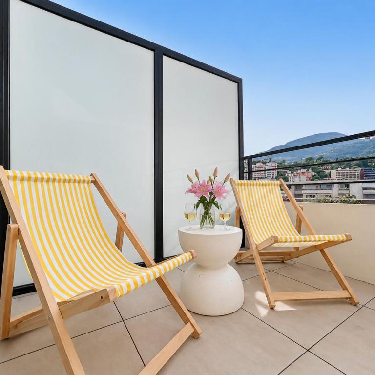 Élégant T2 avec piscine & balcon panoramique - Appartement 2 Chambres - 21