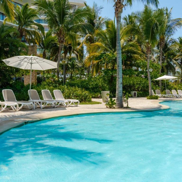 Apartment in Isla Residences, Exclusive Emerald Tower - Three-Bedroom Apartment - 1