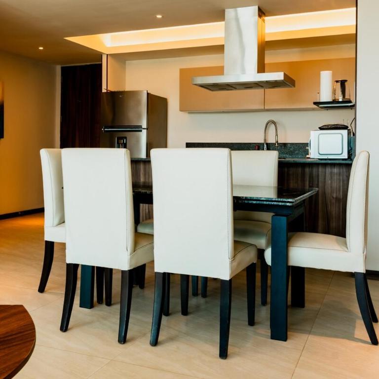 Apartment in Isla Residences, Exclusive Emerald Tower - Three-Bedroom Apartment - 13