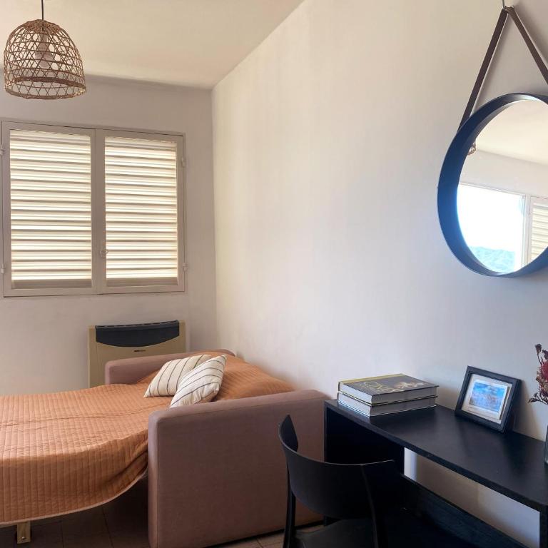 Departamento Cerro Pyta en el centro de la ciudad - Apartamento de 1 dormitorio - 12