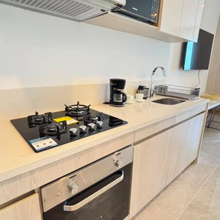 Apartamento Frente al Mar con Balcón - Apartamento de 2 dormitorios - 11
