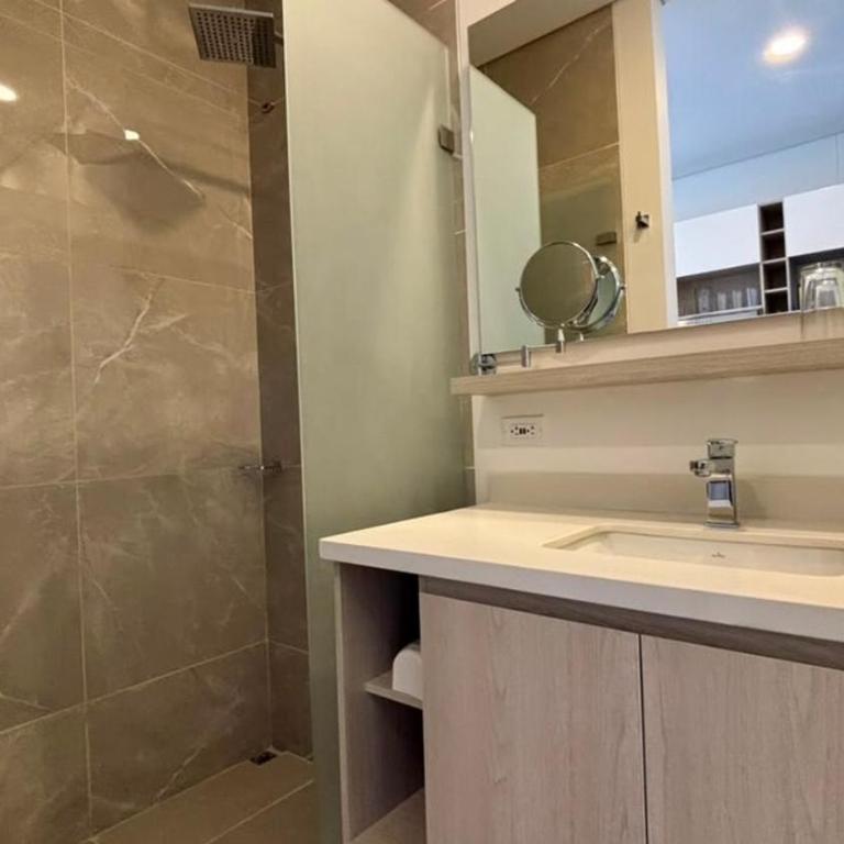 Apartamento Frente al Mar con Balcón - Apartamento de 2 dormitorios - 14