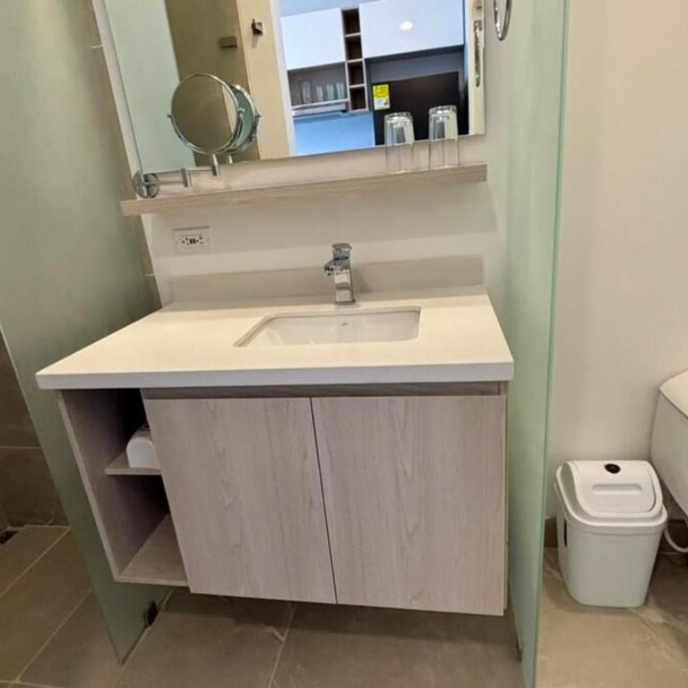 Apartamento Frente al Mar con Balcón - Apartamento de 2 dormitorios - 13