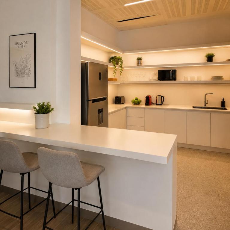 Hotel Mediterráneo - Deluxe Room (2 Adults + 1 Child) - 3