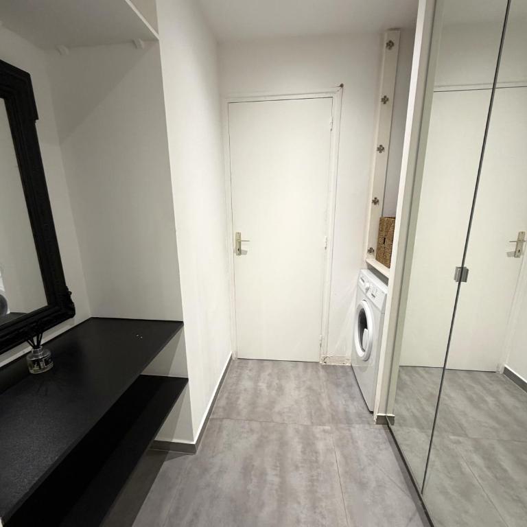 Studio entre Nice et Monaco - One-Bedroom Apartment - 9