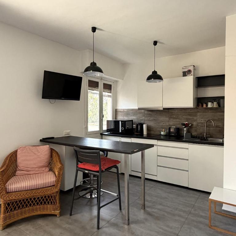Studio entre Nice et Monaco - One-Bedroom Apartment - 10