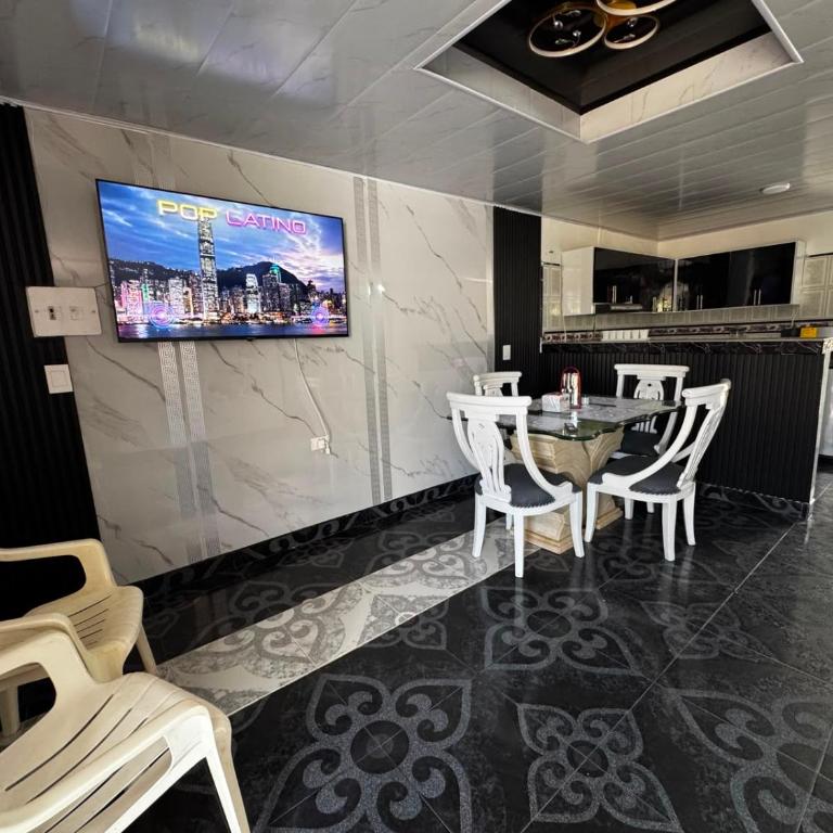 Casa completa en Paicol, Tranquilidad y comodidad - Two-Bedroom House - 9