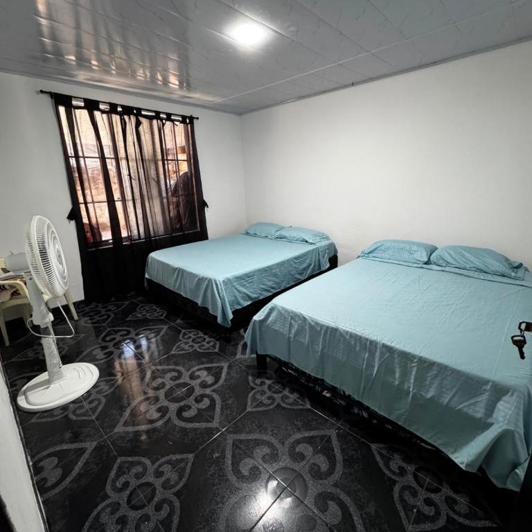 Casa completa en Paicol, Tranquilidad y comodidad - Two-Bedroom House - 10