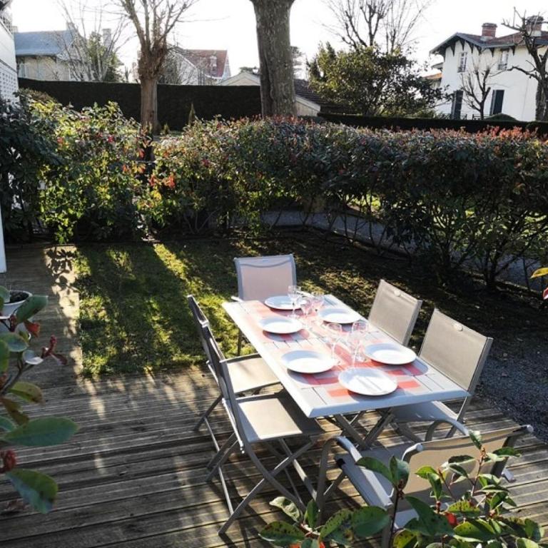 Résidence Les Pins Tranquilles - Arcachon Ville d’Hiver – Charmant T3 avec Terrasse Privée + parking MAE-9514 - Apartment - 12