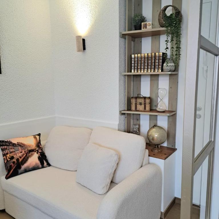Chez Agnès - Charme alsacien au coeur de Colmar, avec parking privé - Appartement 1 Chambre - 3