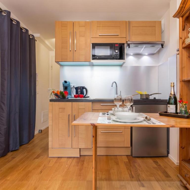 Apt Paccard305 Central Chamonix Studio, near Brevent lift for 2 - Happy Rentals - Studio mit Bergblick - 5