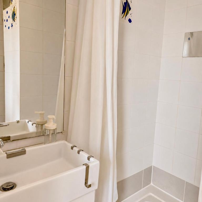 Studio a louer a la mairie d Anglet - Apartamento de 1 dormitorio - 4