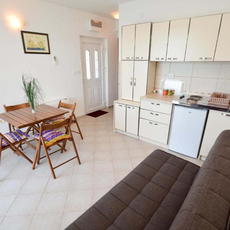 Leut Apartments - Apartman sa Pogledom na More - 8