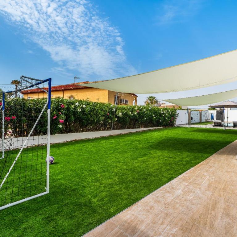 Villa with swimming pool, football field and outdoor kitchen - Villa con 2 Camere da Letto - 5