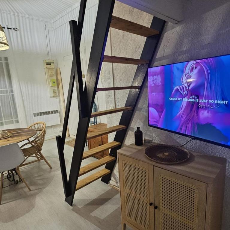 Cozy studio in the heart of Sète, close to the jousting events - Apartamento de 1 dormitorio - 5