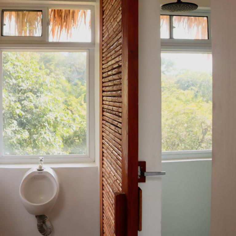 Tribu Hostal - Bed in 6-Bed Mixed Dormitory Room - 4