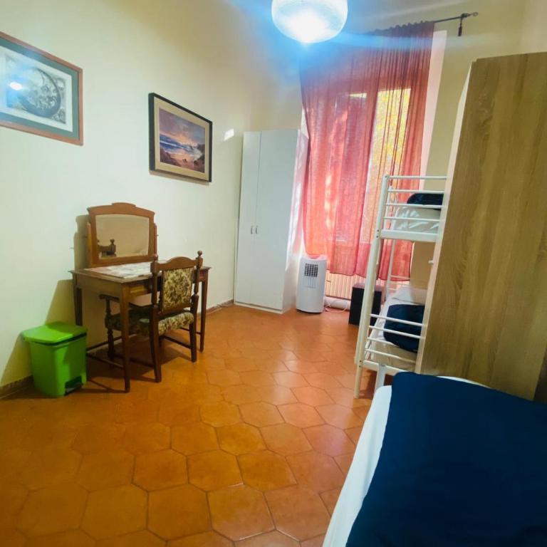 ROMA ROCK ROOMS Guest House - Mixed Dormitory Room - 1