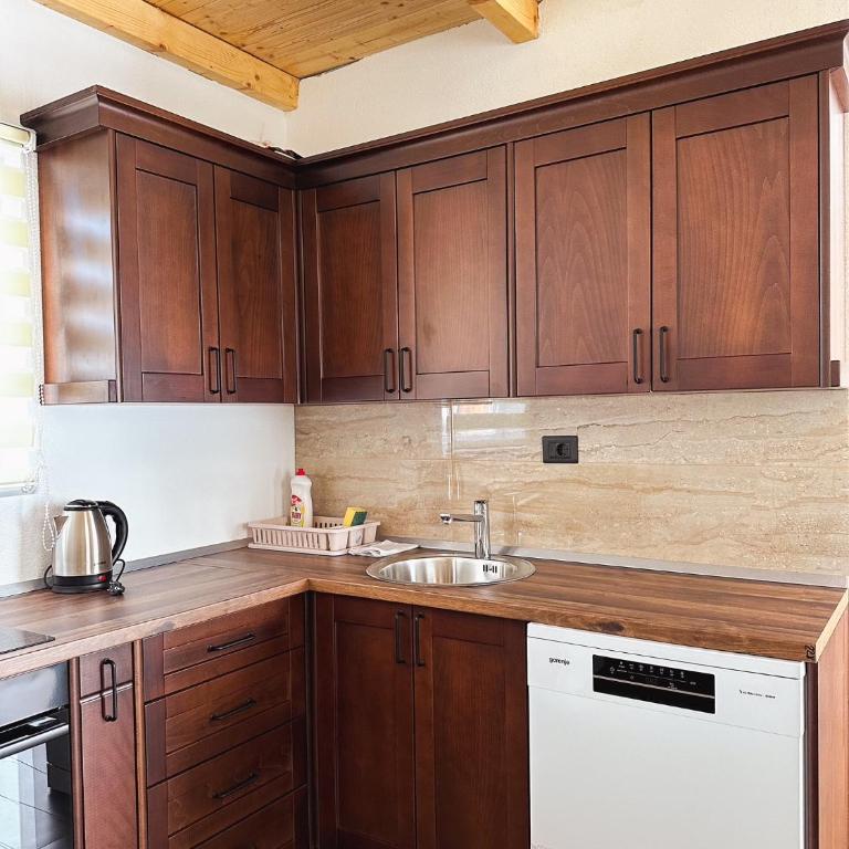 Apartmani Vila Zabljak - Standardna Vila - 4