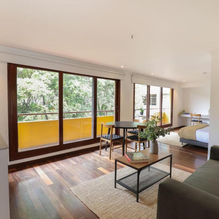 Urban Charm Your Zona G Escape Awaits 501 - One-Bedroom Apartment - 1