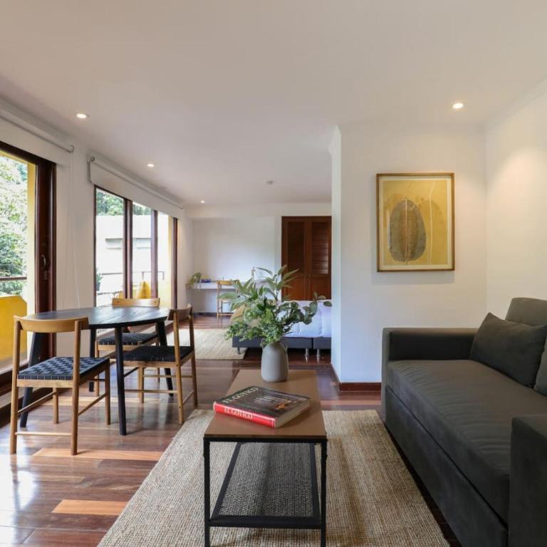Urban Charm Your Zona G Escape Awaits 501 - One-Bedroom Apartment - 2
