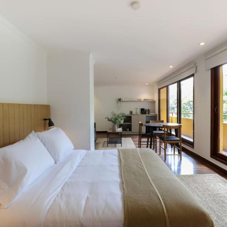 Urban Charm Your Zona G Escape Awaits 501 - One-Bedroom Apartment - 3