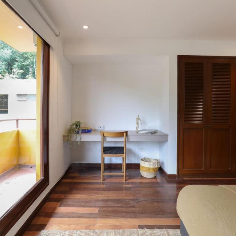 Urban Charm Your Zona G Escape Awaits 501 - One-Bedroom Apartment - 4