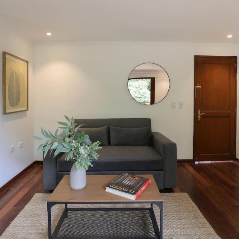 Urban Charm Your Zona G Escape Awaits 501 - One-Bedroom Apartment - 5