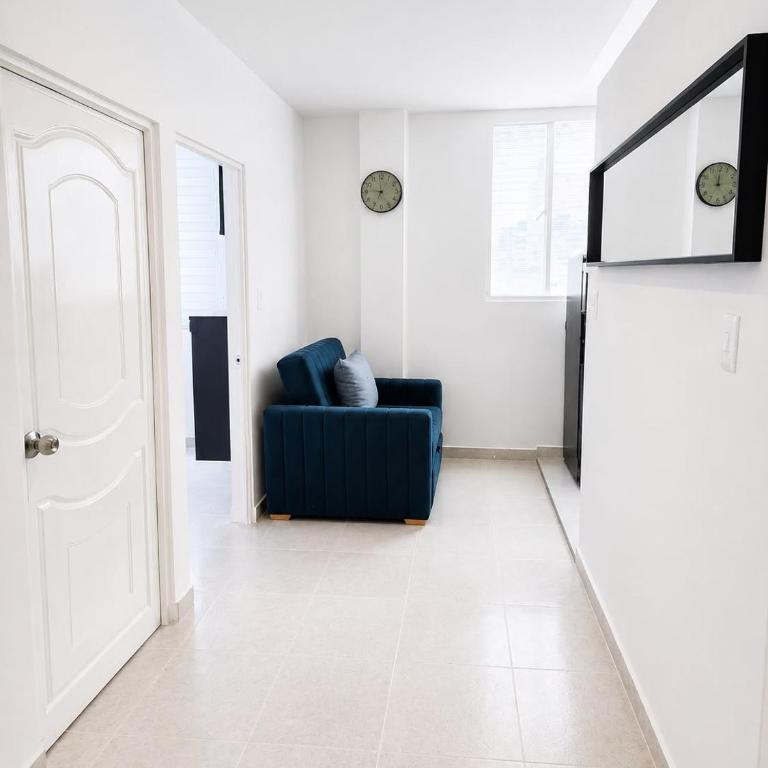 Apartamento 3 hab a 30 min de la Embajada EEUU - Three-Bedroom Apartment - 3