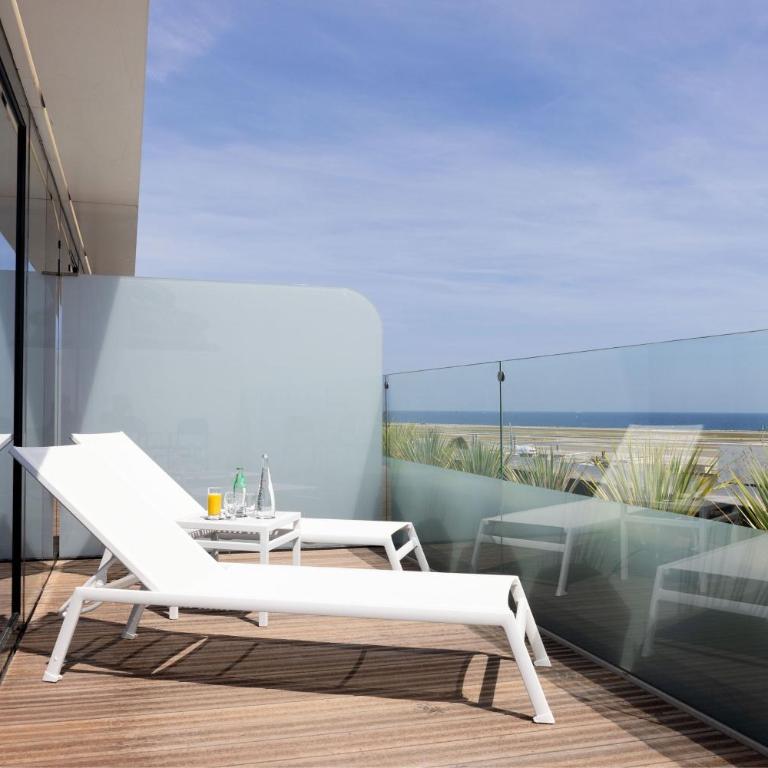 Sheraton Nice - Chambre Exécutive - Vue sur Mer et Terrasse - 1