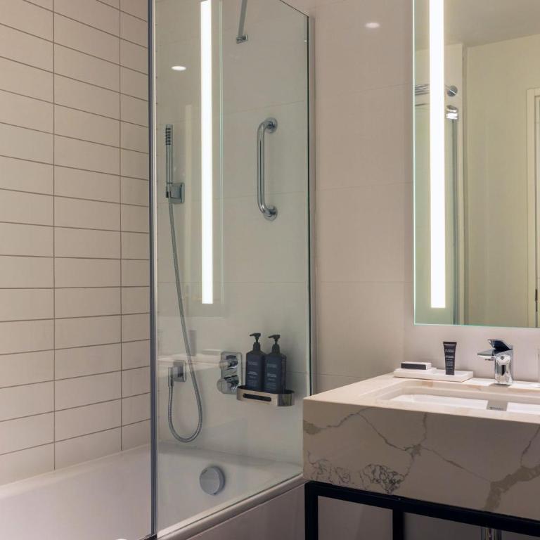 Sheraton Nice - Chambre Lits Jumeaux Deluxe - 1