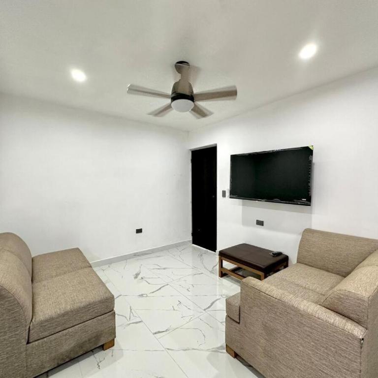 Extraordinario departamento con alberca y jacuzzi - Apartamento de 2 dormitorios - 3