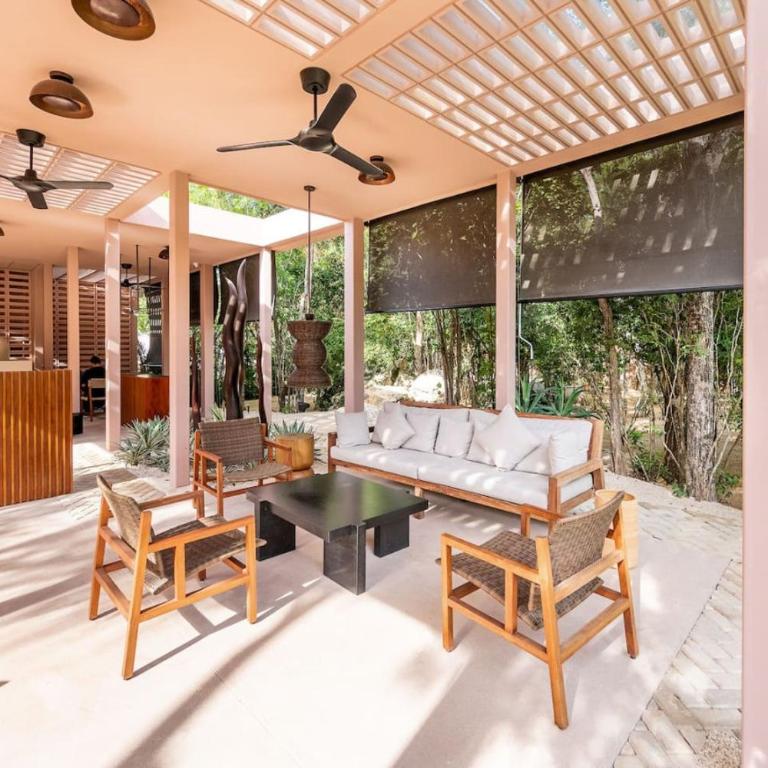 Amazing 1BR Tulum Jungle with Restaurant, Pool and Gym - One-Bedroom Apartment - 7