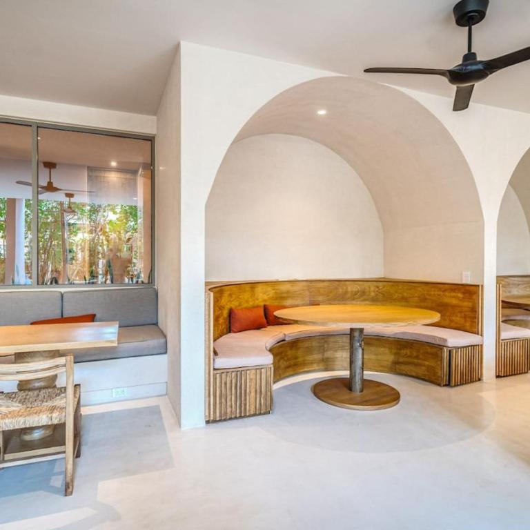 Amazing 1BR Tulum Jungle with Restaurant, Pool and Gym - One-Bedroom Apartment - 20