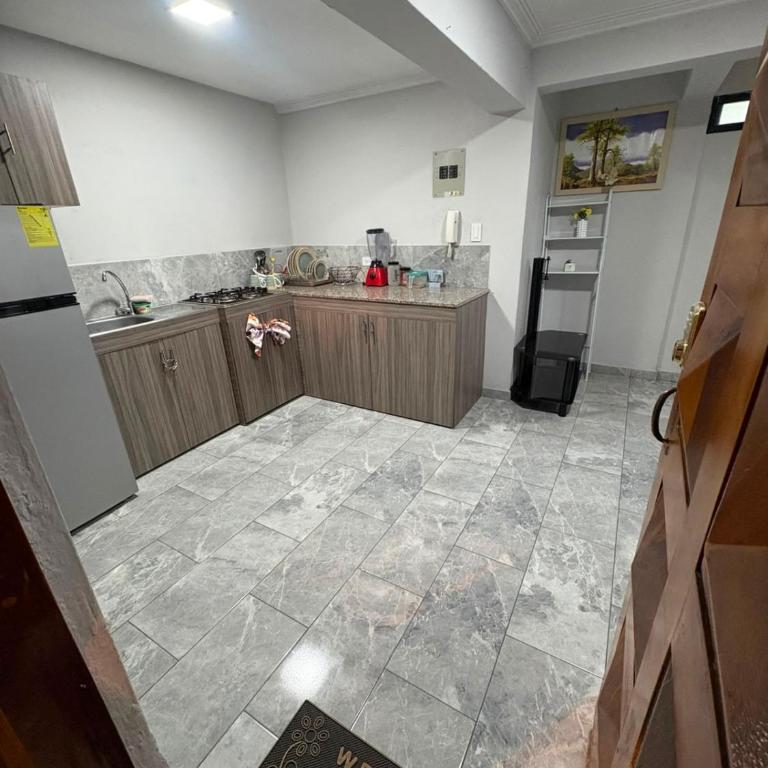 Departamentos en Cuenca - Habitación Doble con baño privado - 2 camas - 4