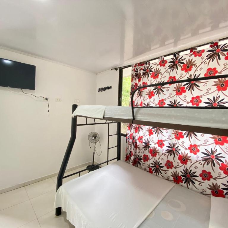 Centro Recreacional Tres Potrillos Villeta - Habitación Familiar Estándar - 1