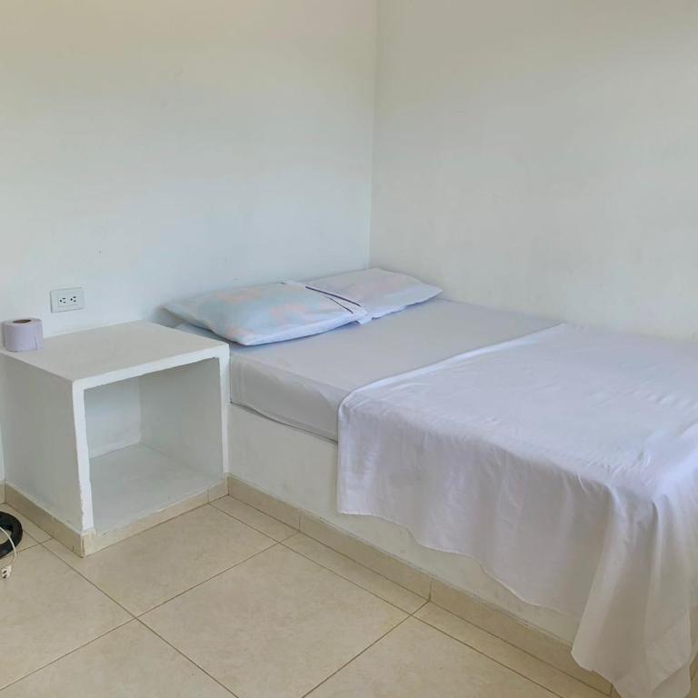 Centro Recreacional Tres Potrillos Villeta - Habitación Doble - 2